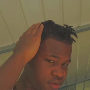 Meet your Posher, Travis